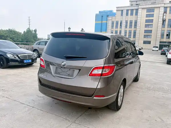 Buick GL8 2013