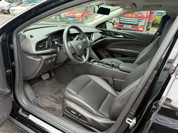 Buick Regal 2024