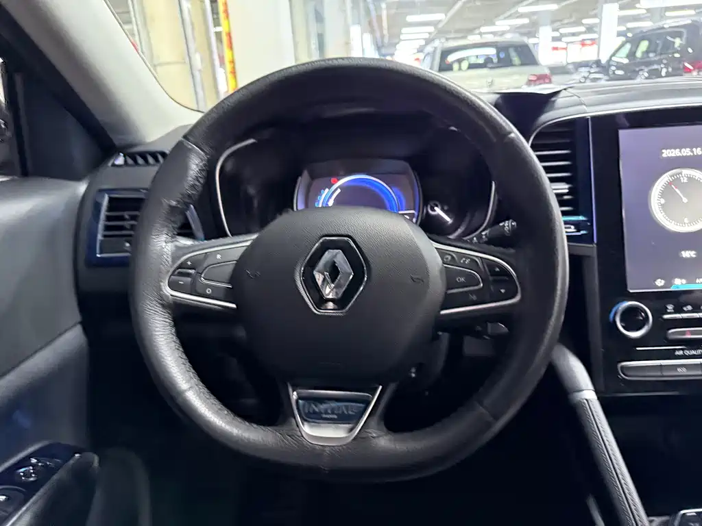 Renault Koleos 2018 — фото 14