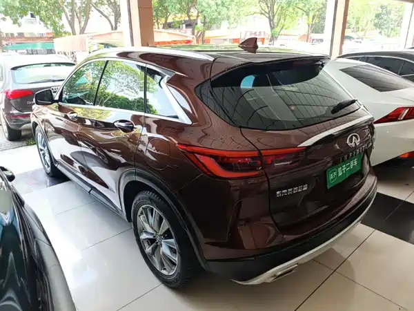 Infiniti QX50 2021