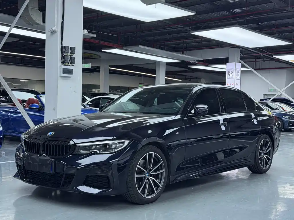 BMW 3 Series 2021 — фото 1