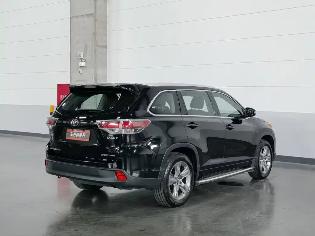 Toyota Highlander 2018 — фото 2