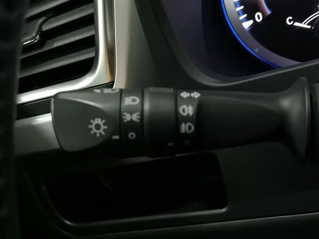 Toyota Highlander 2018 — фото 21