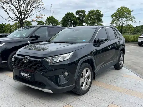 Toyota RAV4 2022