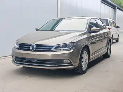 Volkswagen Sagitar 2015