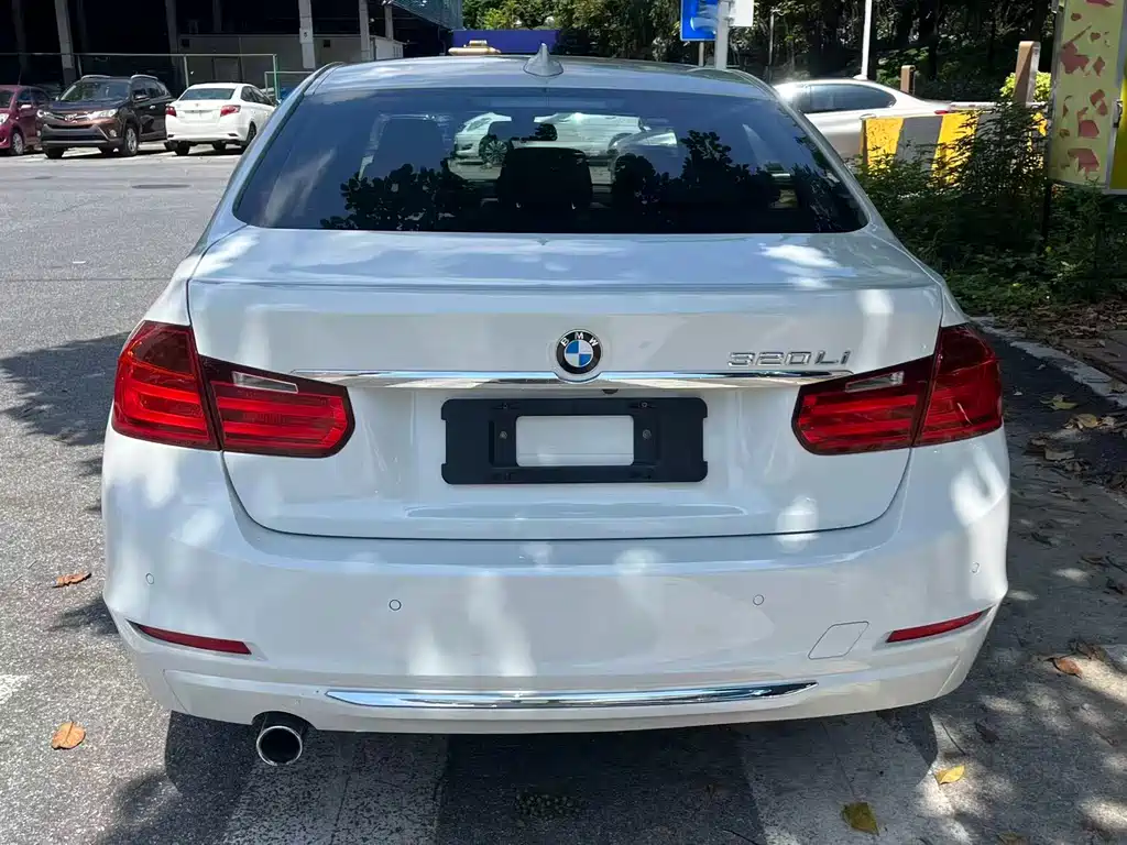 BMW 3 Series 2015