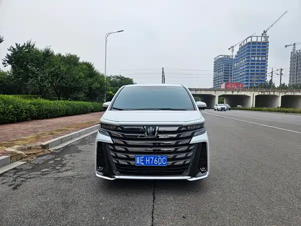 Toyota Vellfire 2026