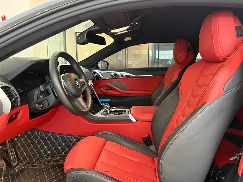 BMW 8 Series 2022