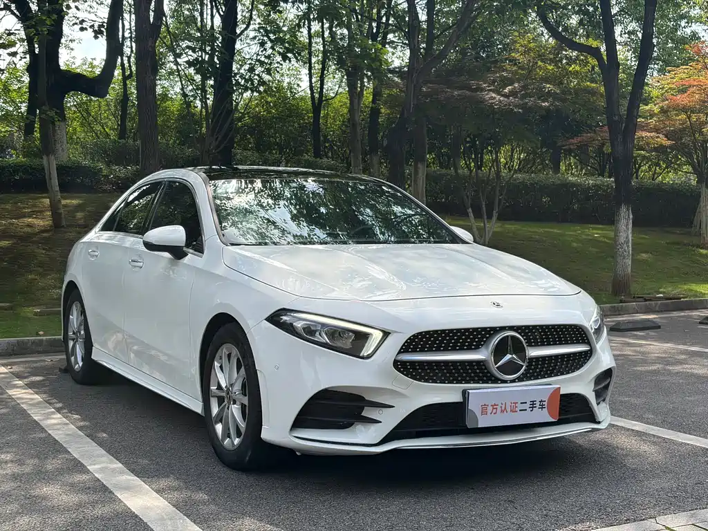 Mercedes-Benz A-Class 2022 — фото 3