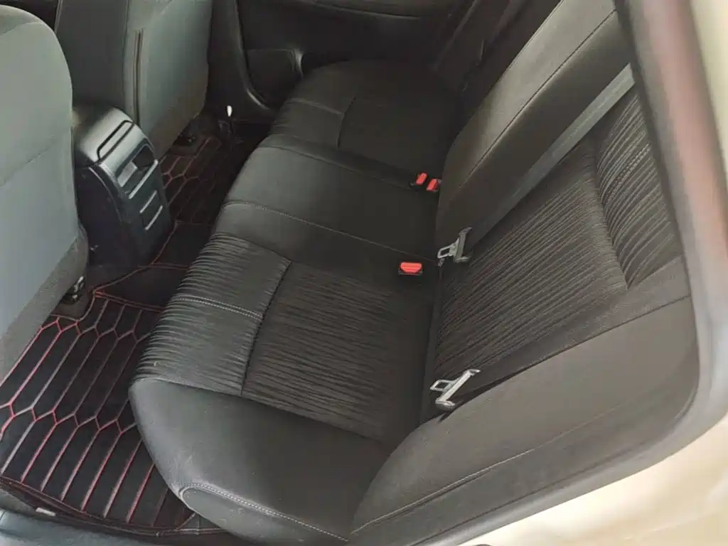 Nissan Sylphy 2019 — фото 17