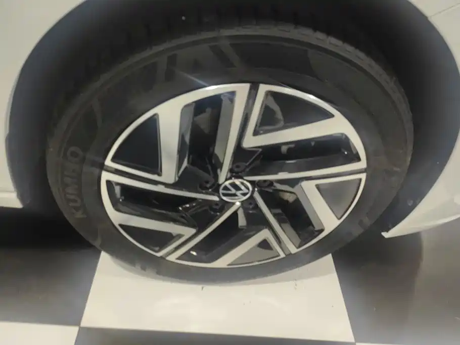 Volkswagen Sagitar 2022
