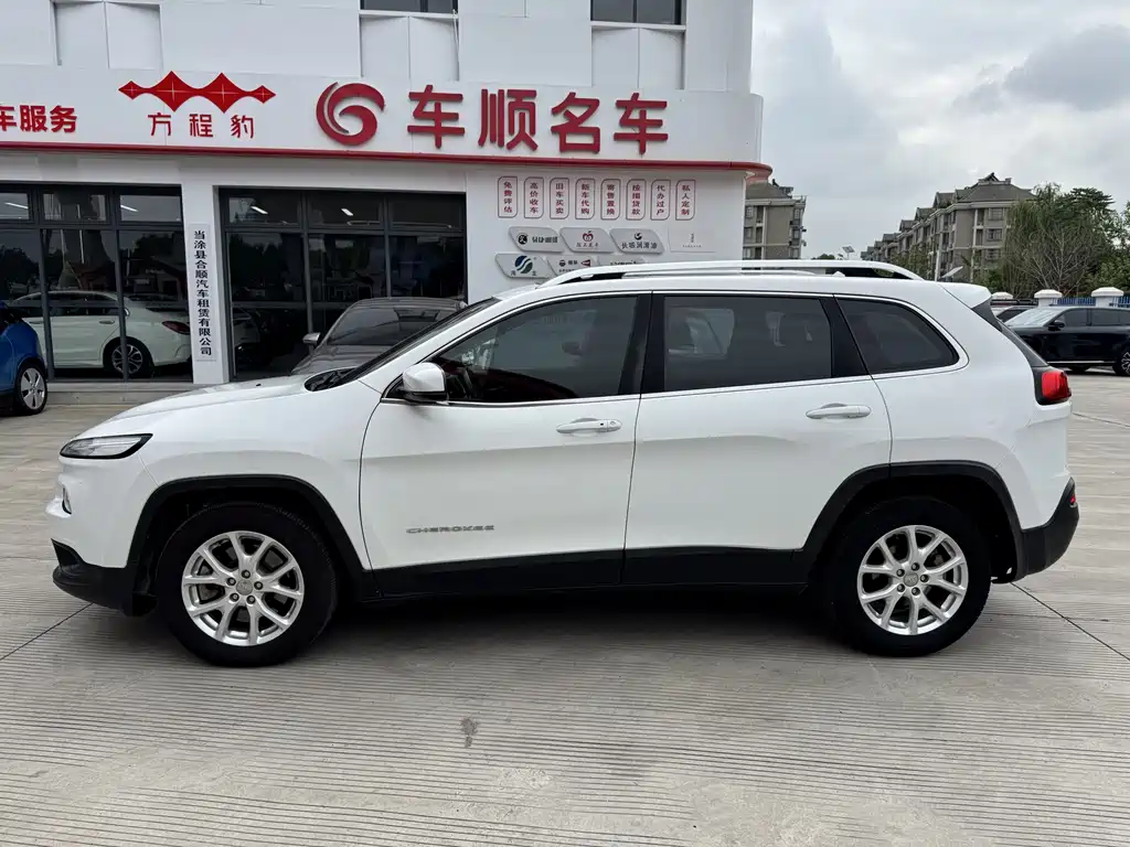 Jeep Cherokee 2018