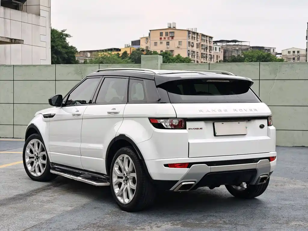 Land Rover Evoque 2014 — фото 14