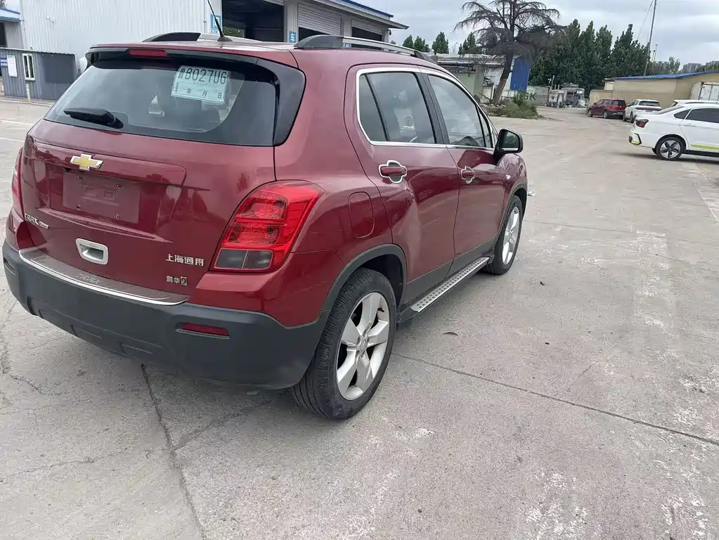 Chevrolet Trax 2015 — фото 4