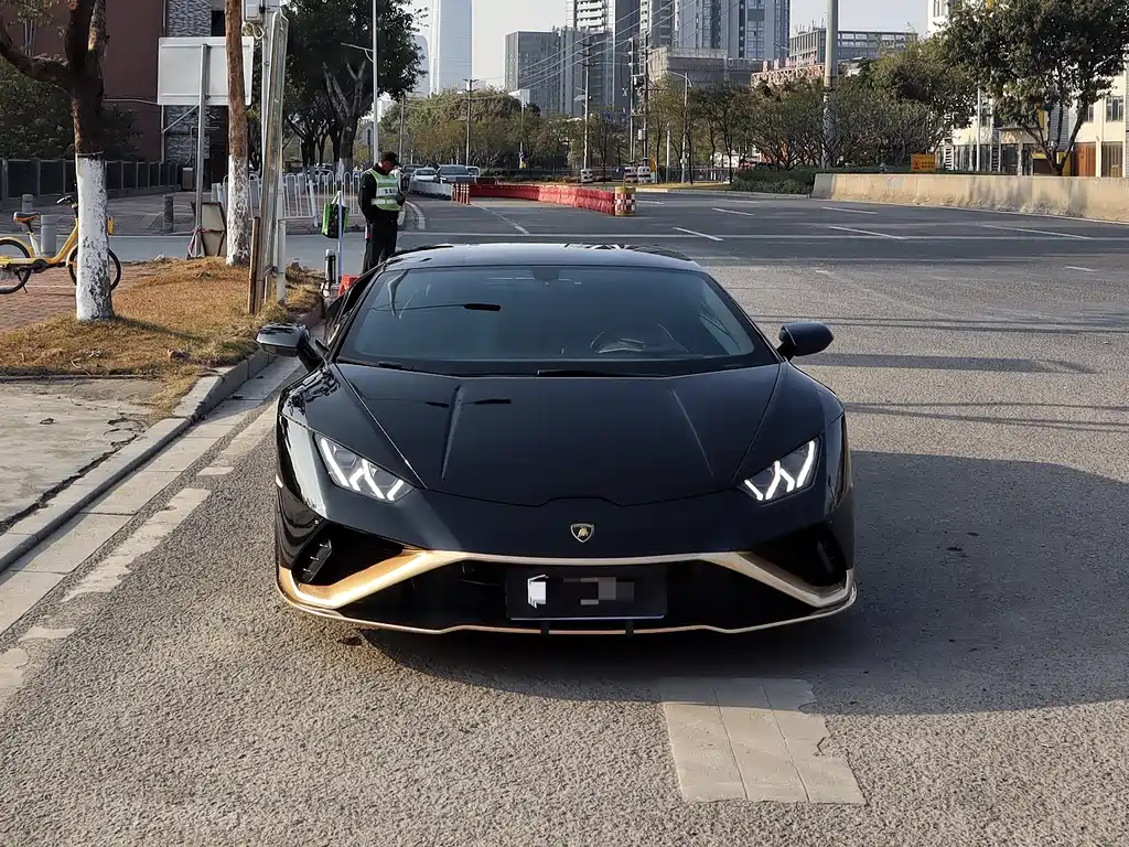 Lamborghini Huracan 2021 — фото 2