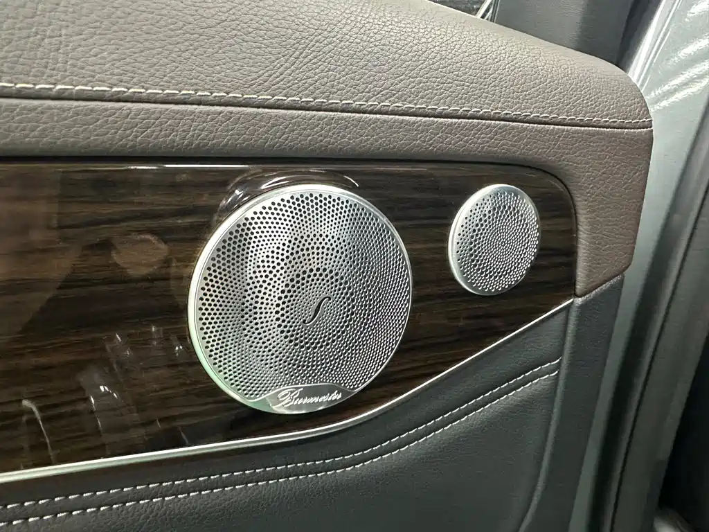 Mercedes-Benz GLC 2017 — фото 22