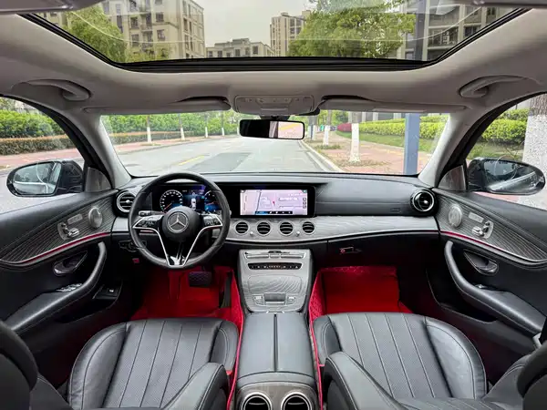 Mercedes-Benz E-Class 2022