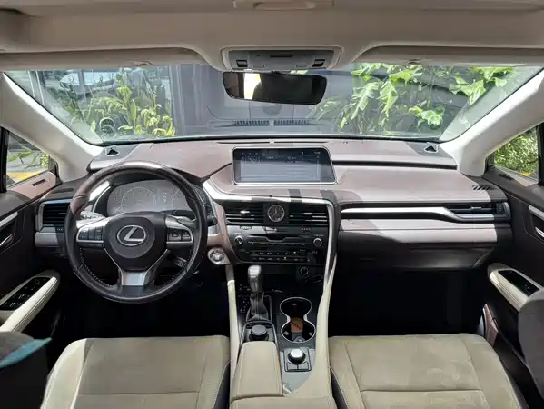 Lexus RX 2020