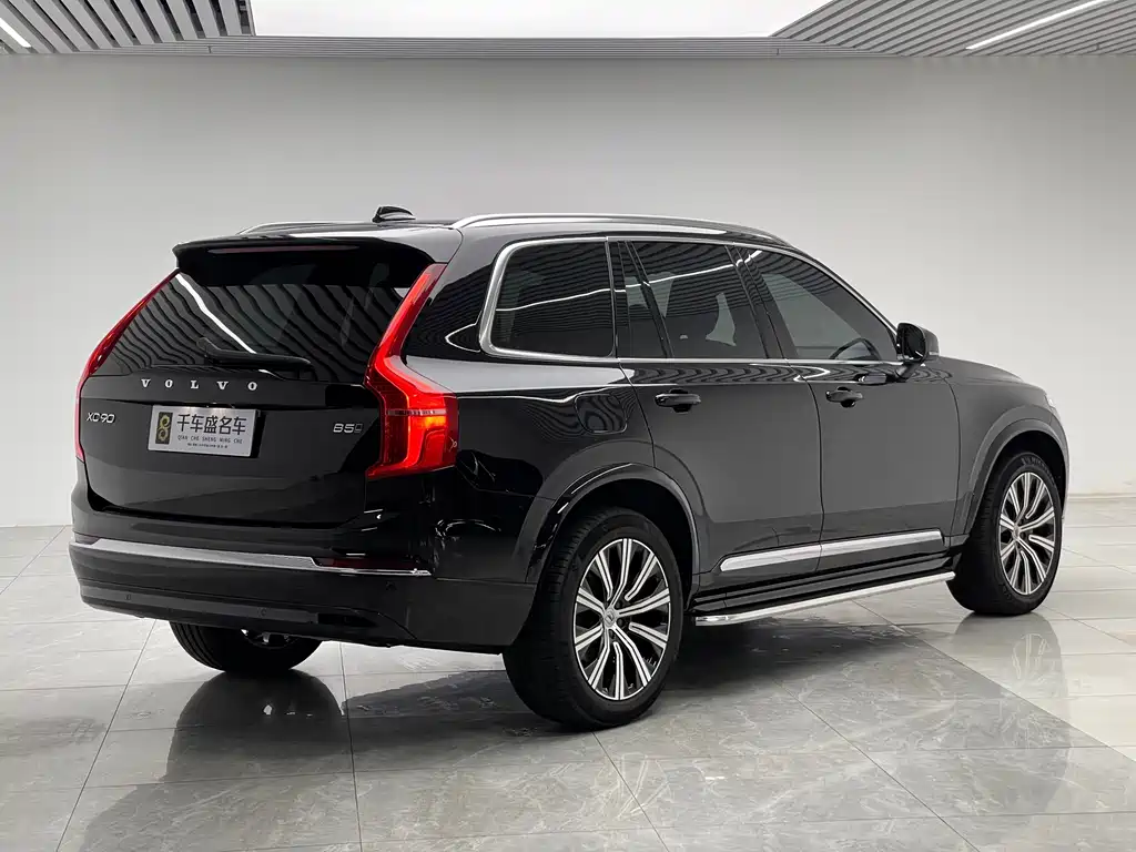 Volvo XC90 2024 — фото 6