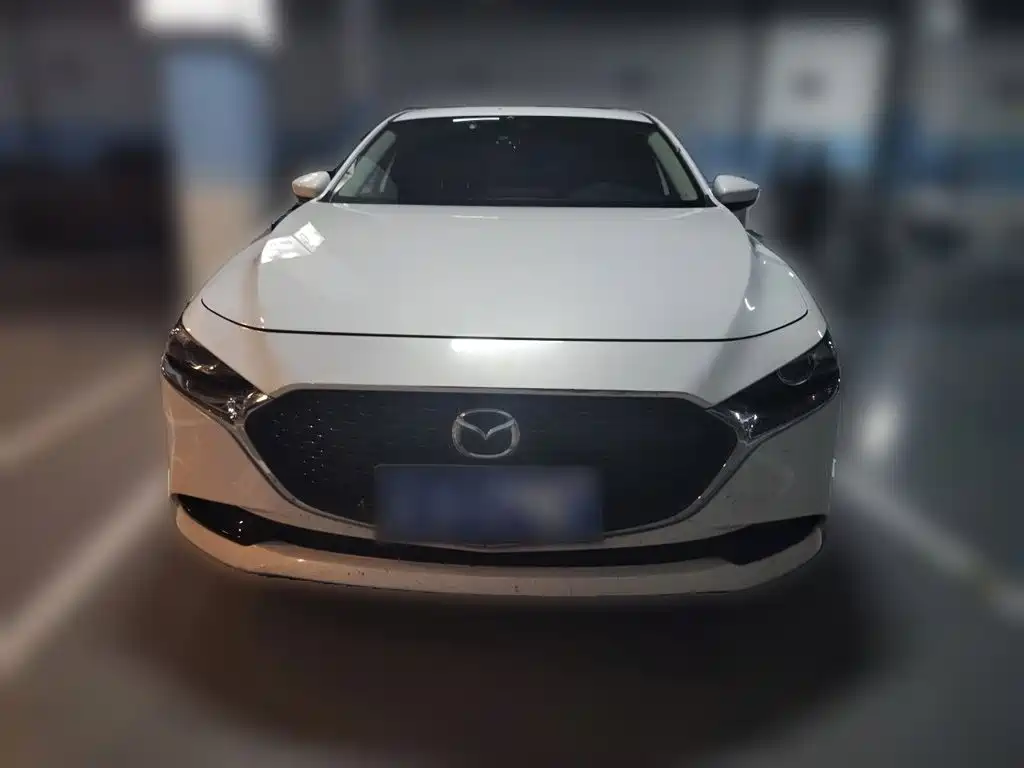 Mazda 3 Axela 2021 — фото 24