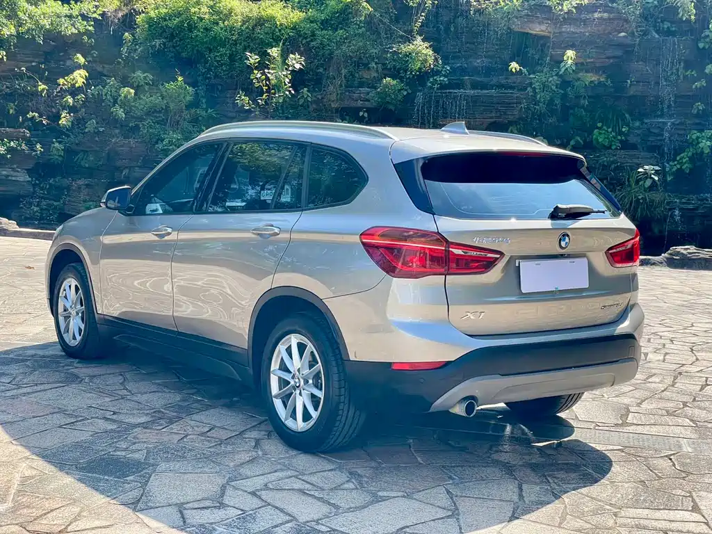 BMW X1 2019 — фото 16