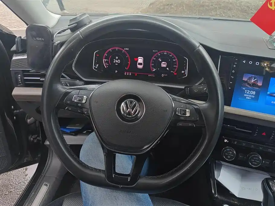 Volkswagen Passat 2019 — фото 15