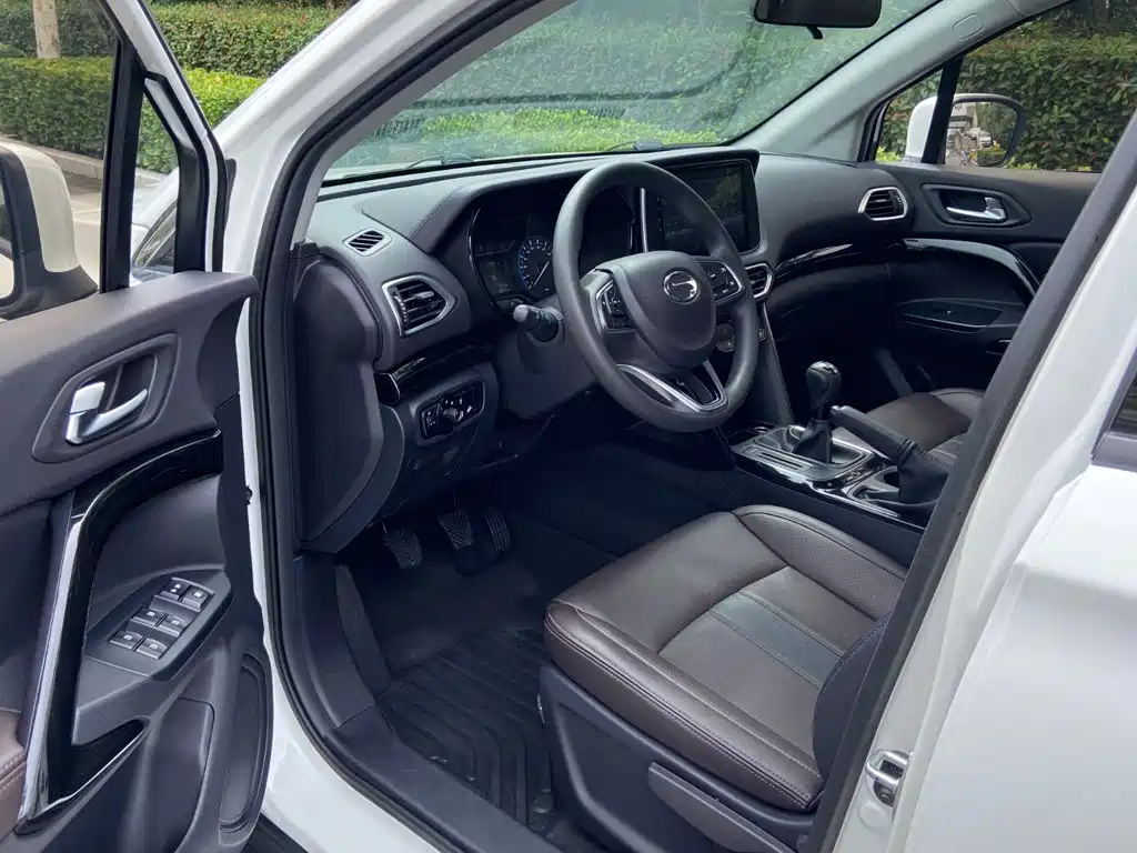 GAC Trumpchi GS4 2019 — фото 4