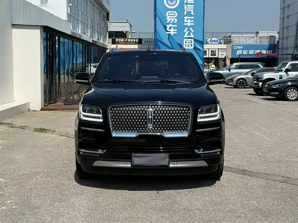 Lincoln Navigator 2020