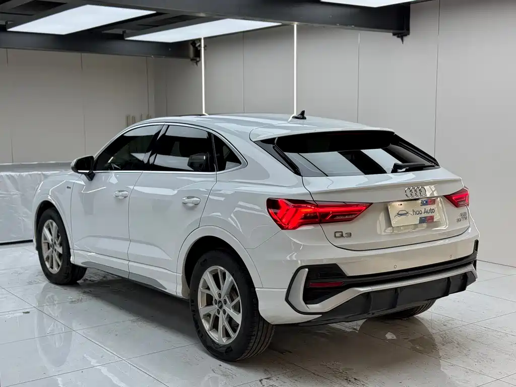 Audi Q3 Sportback 2022 — фото 4