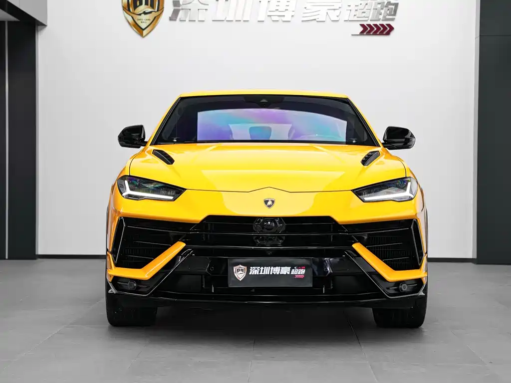 Lamborghini Urus 2023 — фото 6
