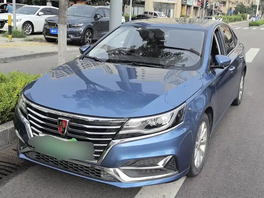 Roewe i6 New Energy 2018 — фото 1