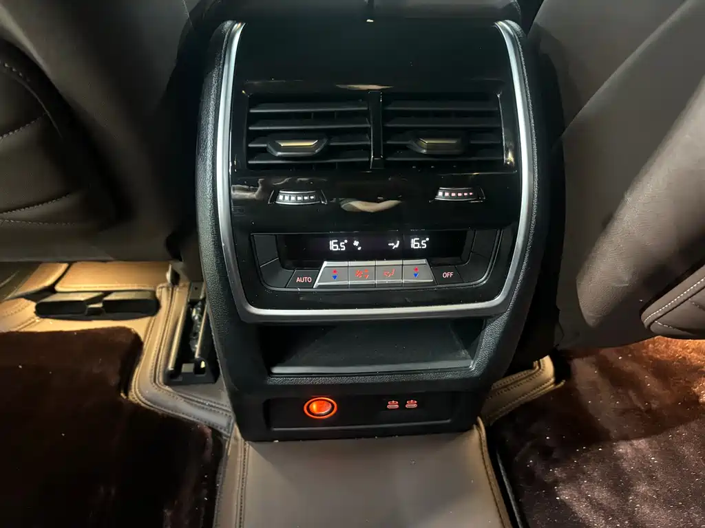 BMW X5 2023 — фото 12