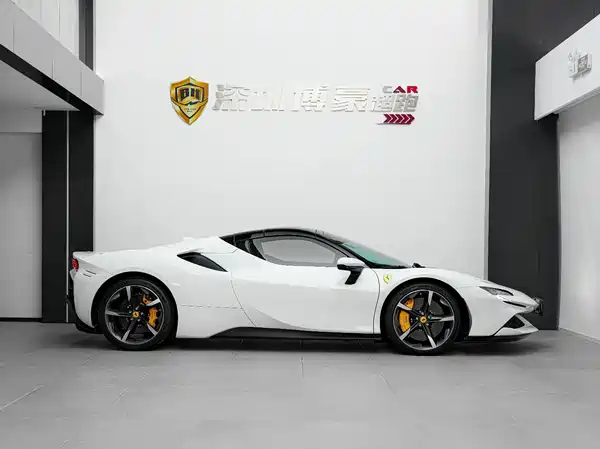 Ferrari SF90 2025