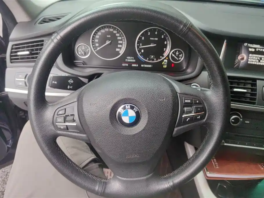 BMW X3 2017 — фото 15
