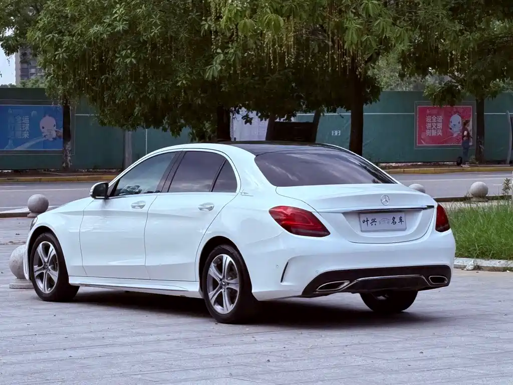 Mercedes-Benz C-Class 2018 — фото 14