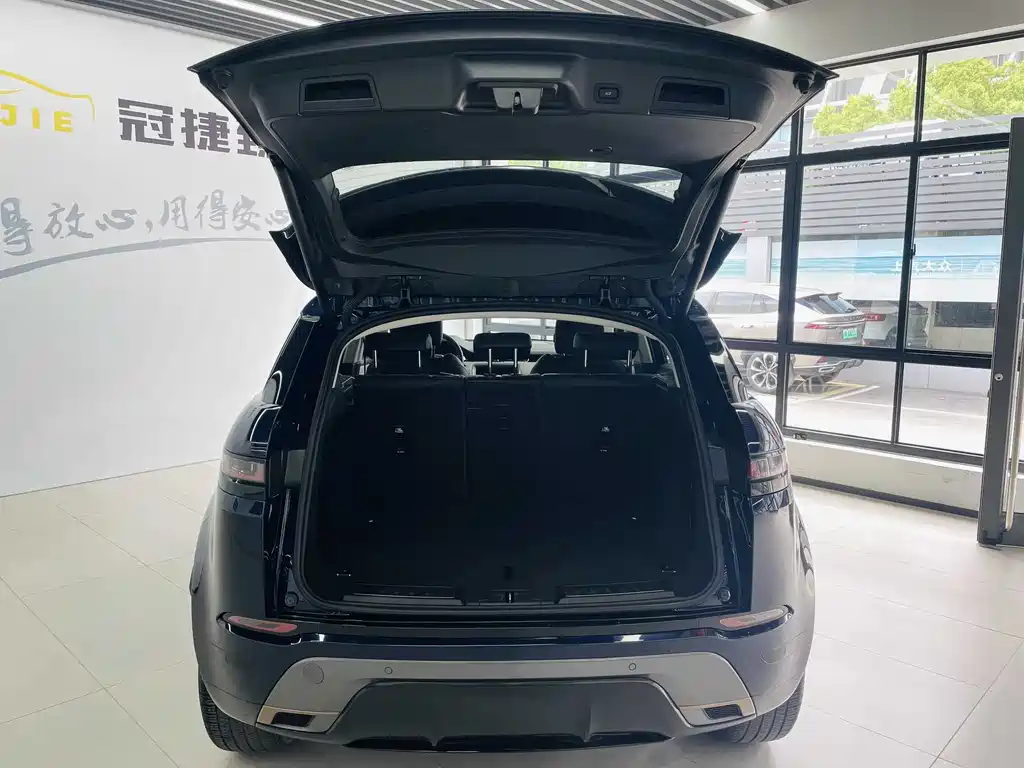 Land Rover Evoque 2020 — фото 16
