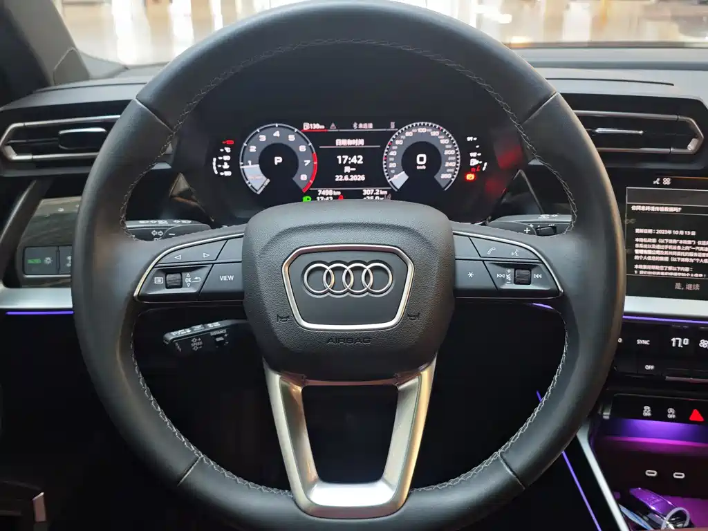 Audi A3 2025 — фото 16