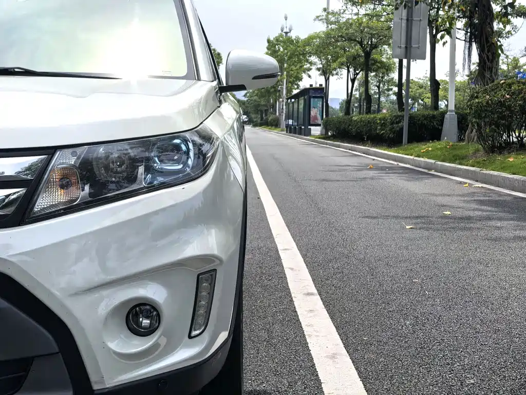 Suzuki Vitara 2016 — фото 2