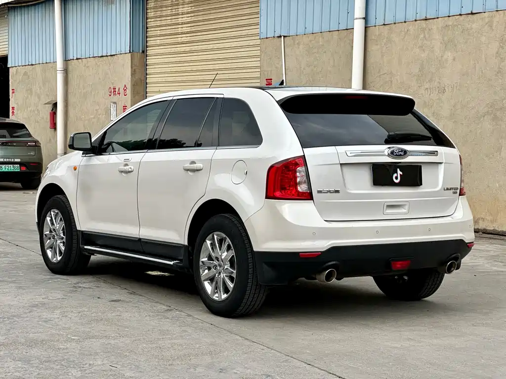 Ford Edge 2015 — фото 6