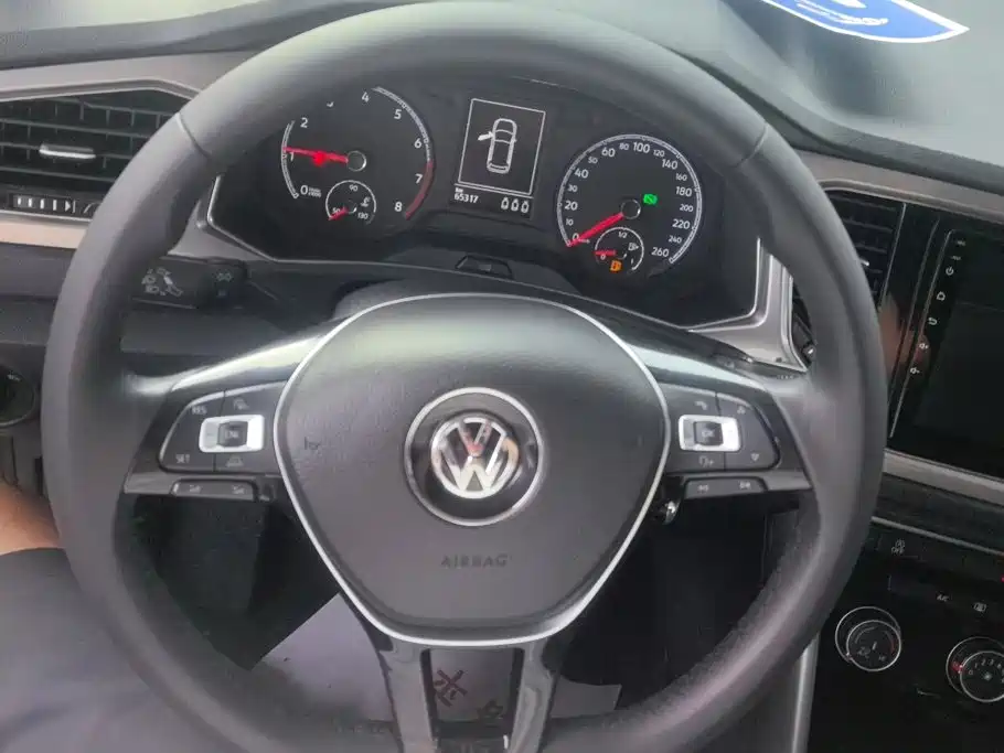 Volkswagen T-Roc 2019 — фото 15