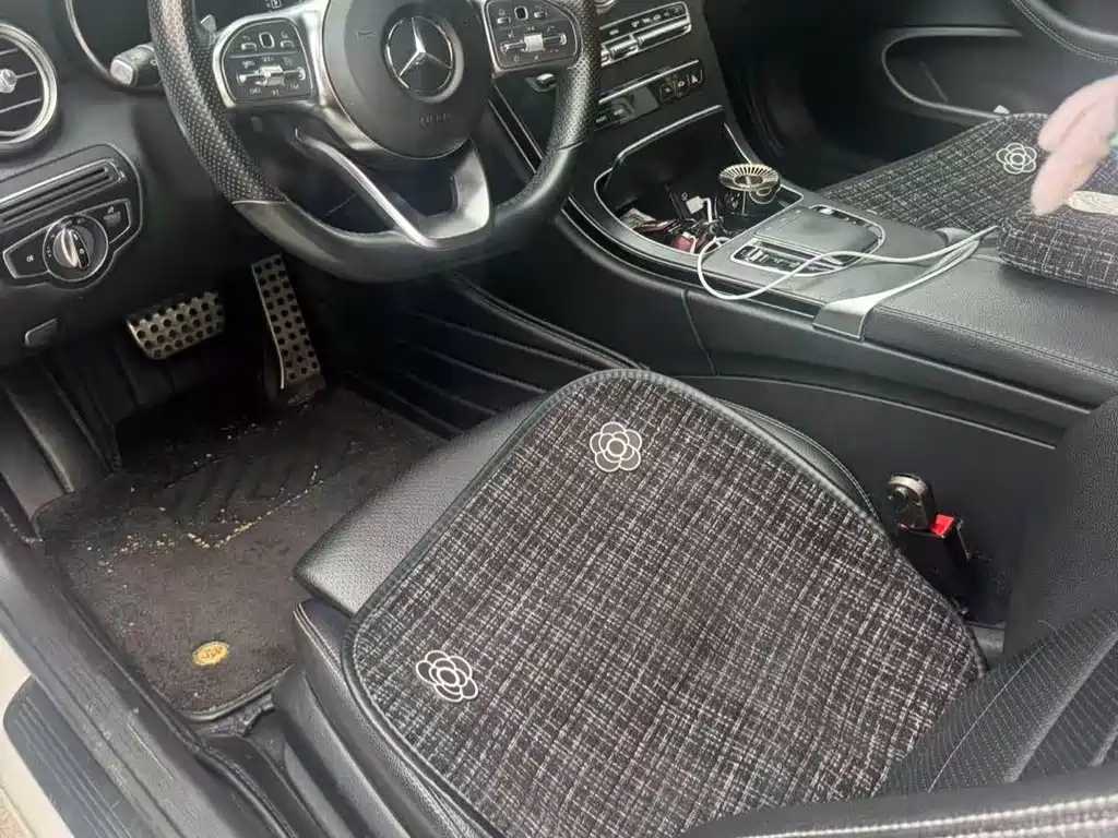 Mercedes-Benz C-Class 2019