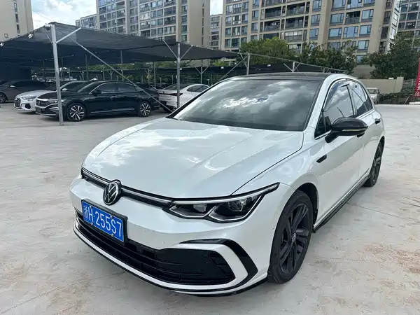 Volkswagen Golf 2023