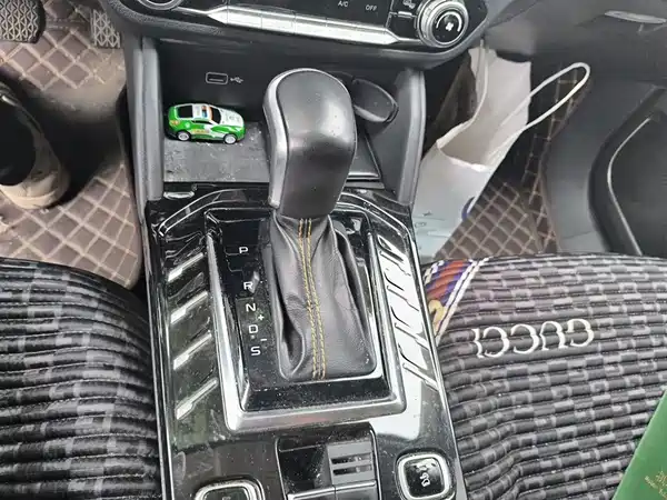 Bestune T77 2019