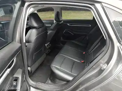 Geely Emgrand 2022