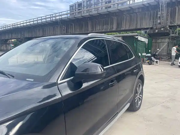 Audi Q5L 2019