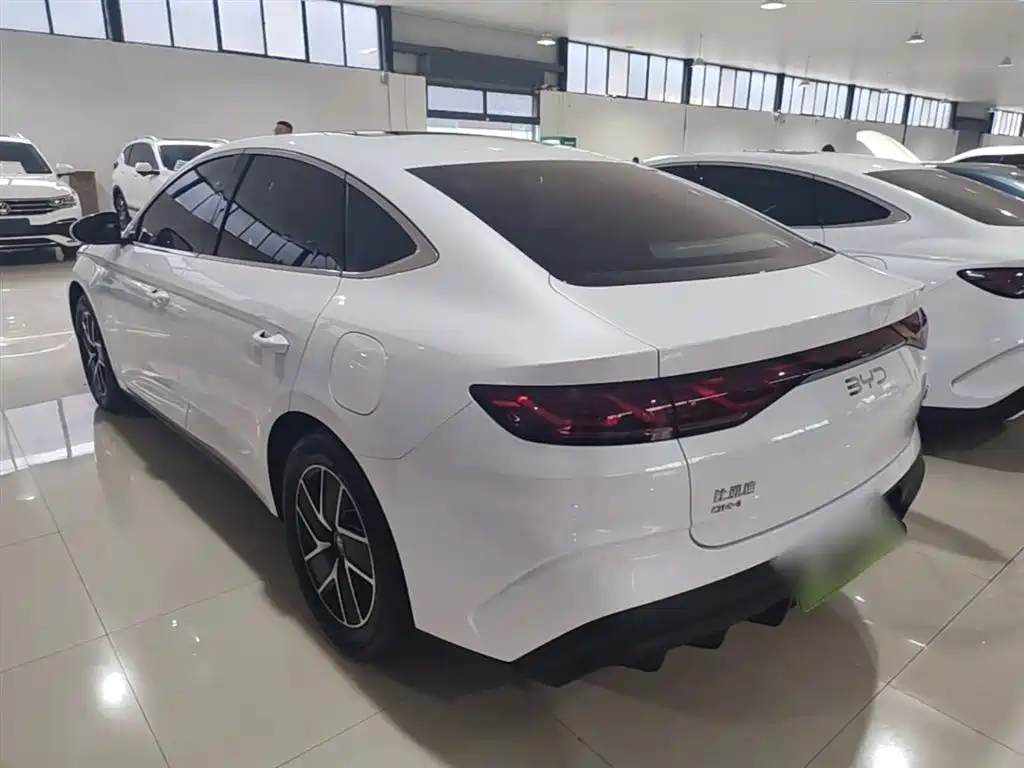 BYD Qin L 2025 — фото 5
