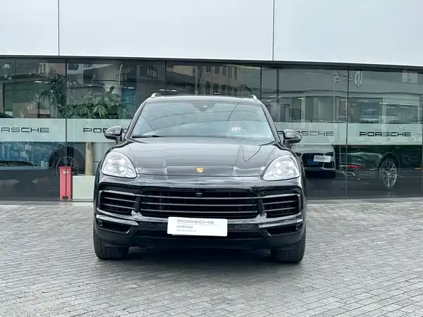 Porsche Cayenne 2023