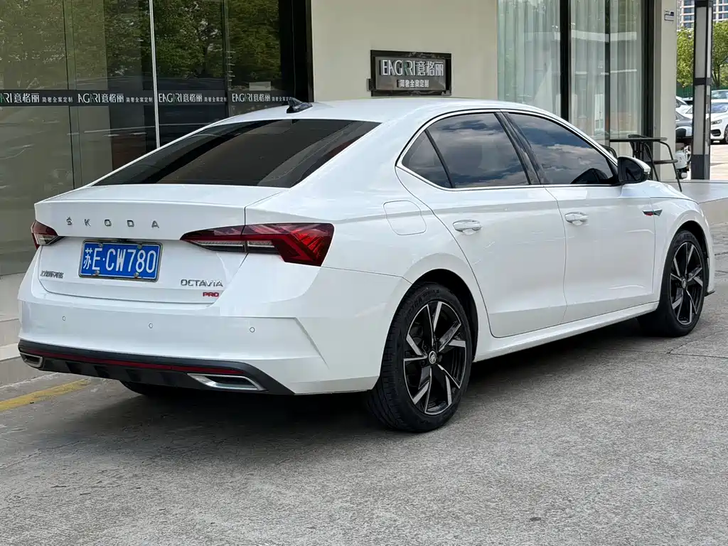 Skoda Octavia 2022
