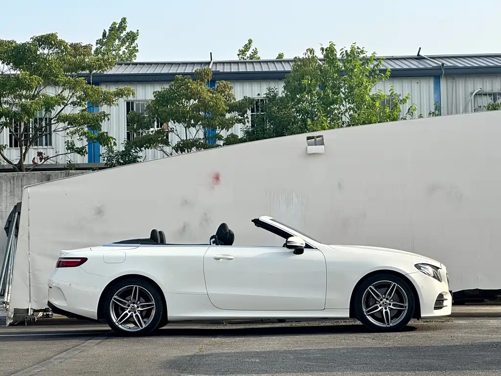 Mercedes-Benz E-Class 2018 — фото 11