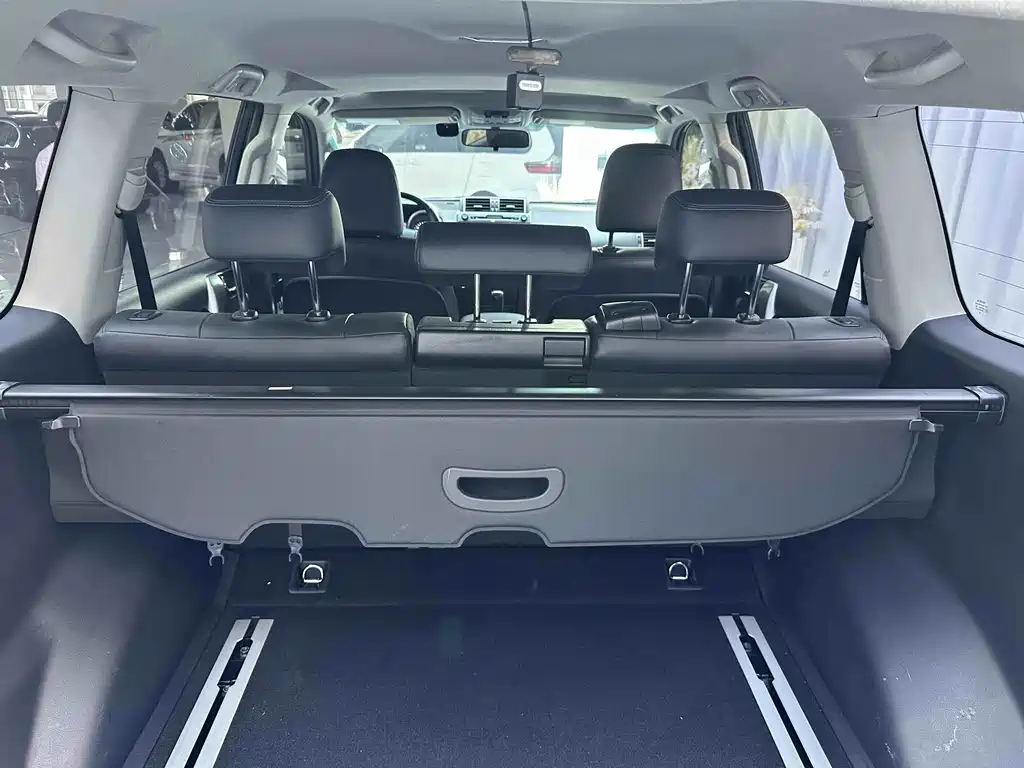 Toyota Prado 2016 — фото 16
